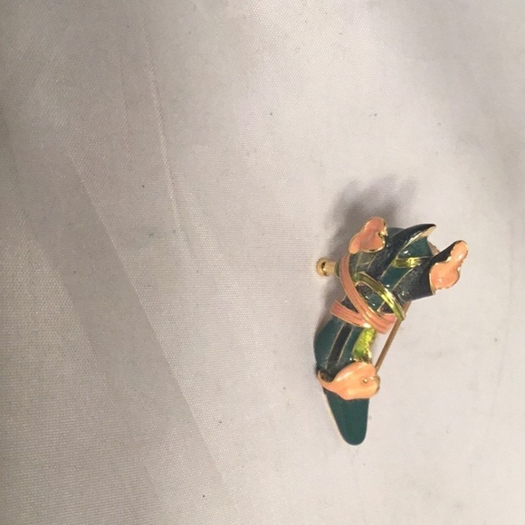 Kjl VINTAGE SHOE BROOCH PIN - Picture 3 of 5